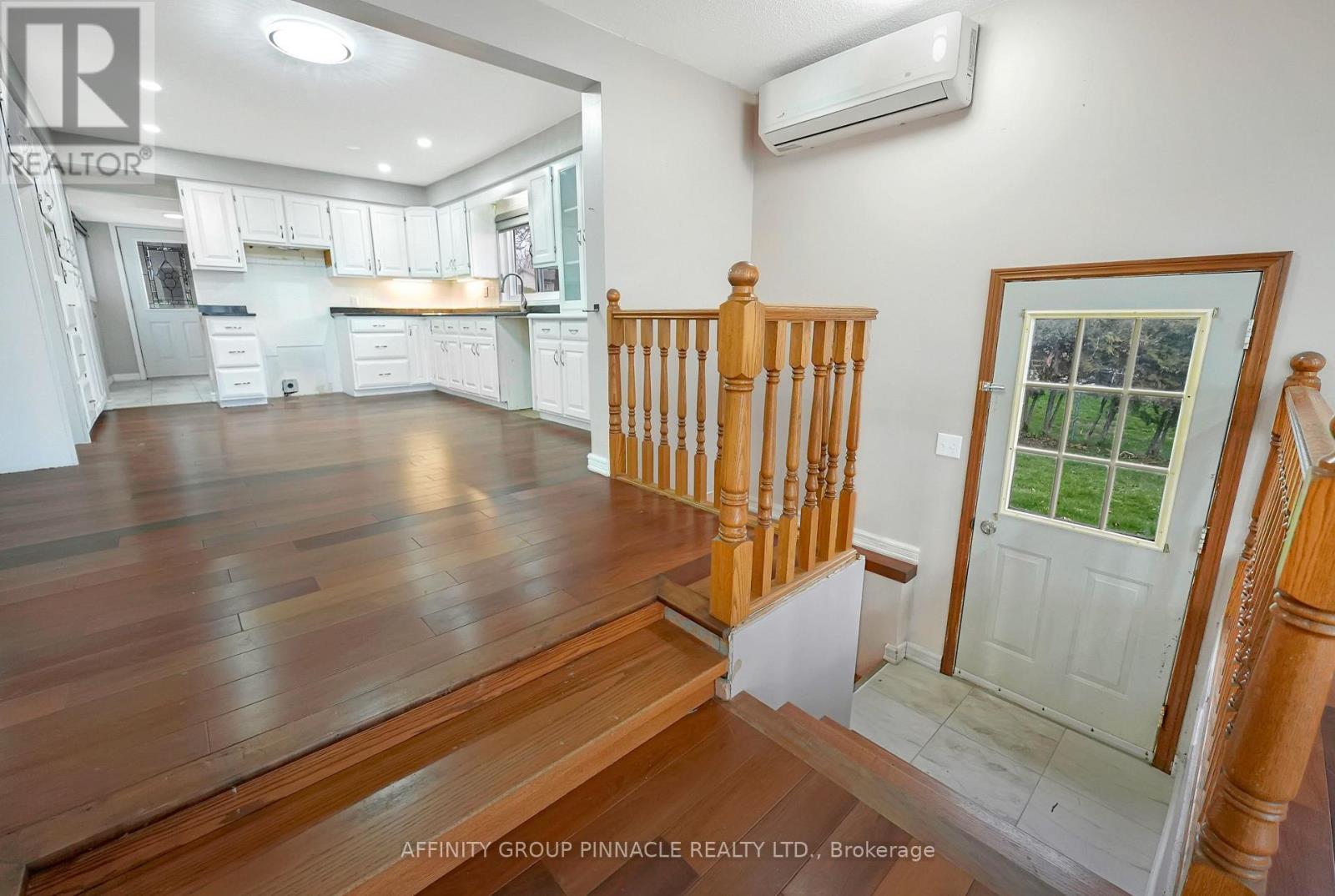 143 BEEHIVE DRIVE - 20