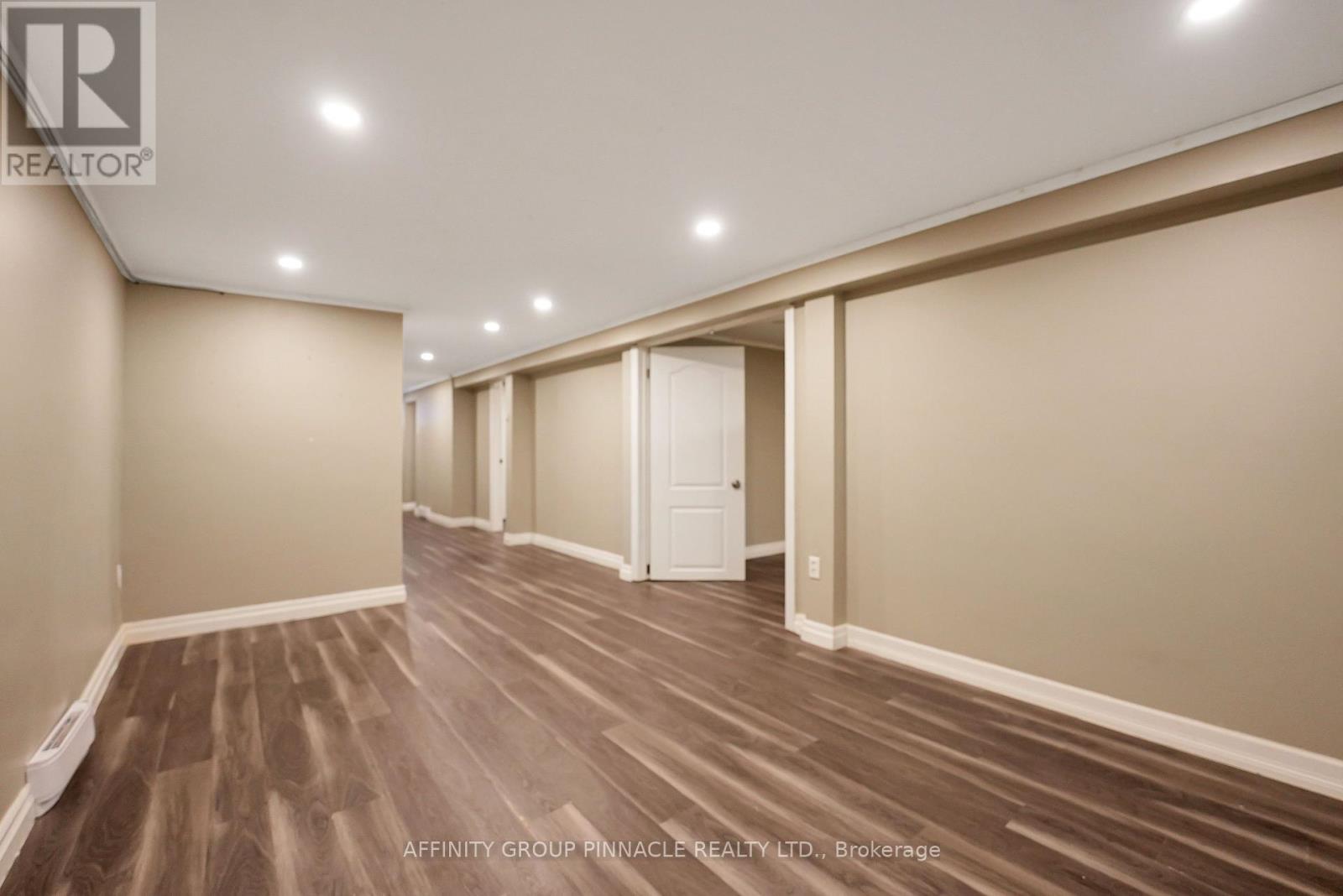 143 BEEHIVE DRIVE - 22