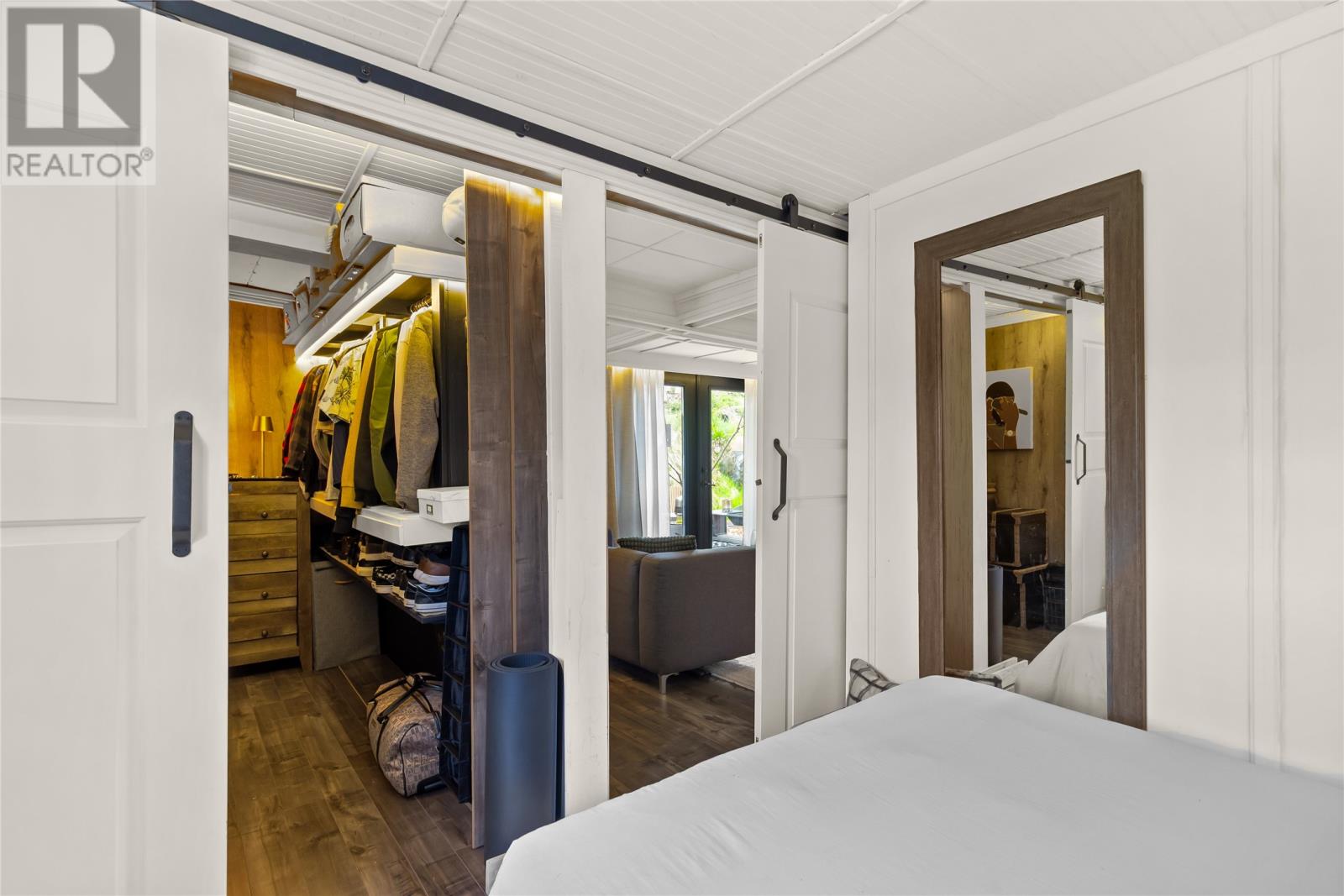 10 Janes Lane - 13
