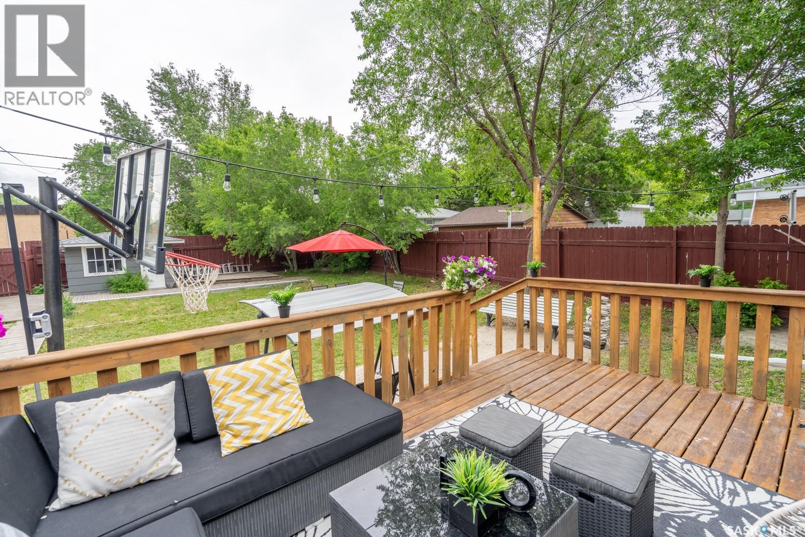 3312 Portnall AVENUE — photo 30