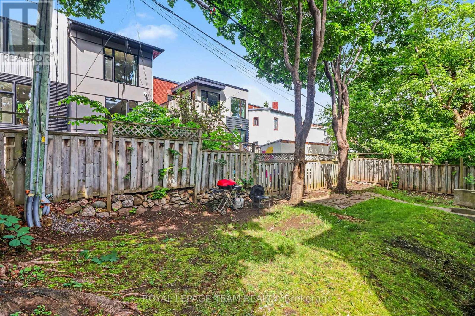 2 Bed, 1 Bath Multi-Family for Rent in Ottawa – 103 – 66 ST FRANCIS STREET, Ottawa – MLS# X13437938 - Image 12