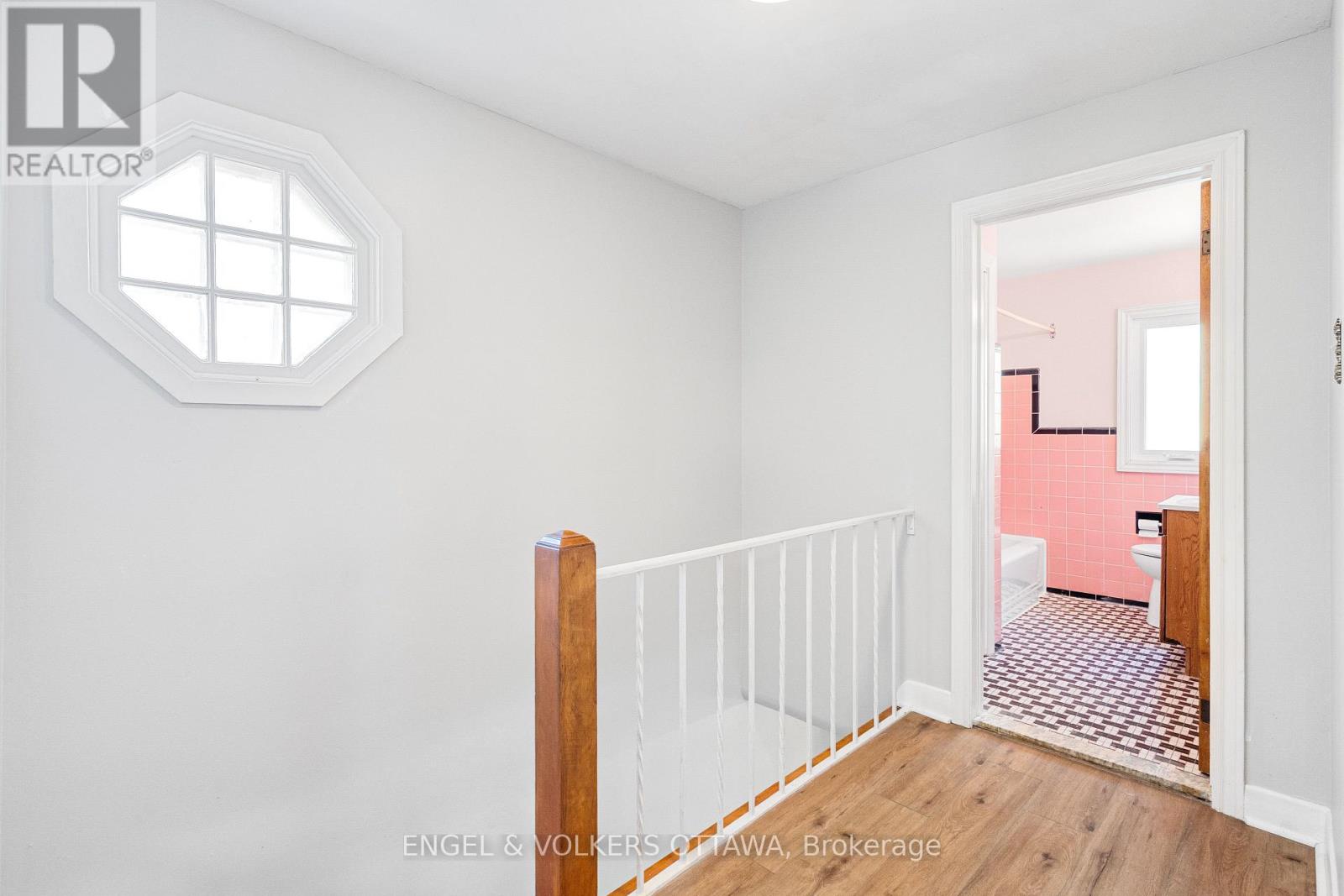 3 Bed, 2 Bath House for Rent in Ottawa – 1402 KILBORN AVENUE, Ottawa – MLS# X13437940 - Image 21