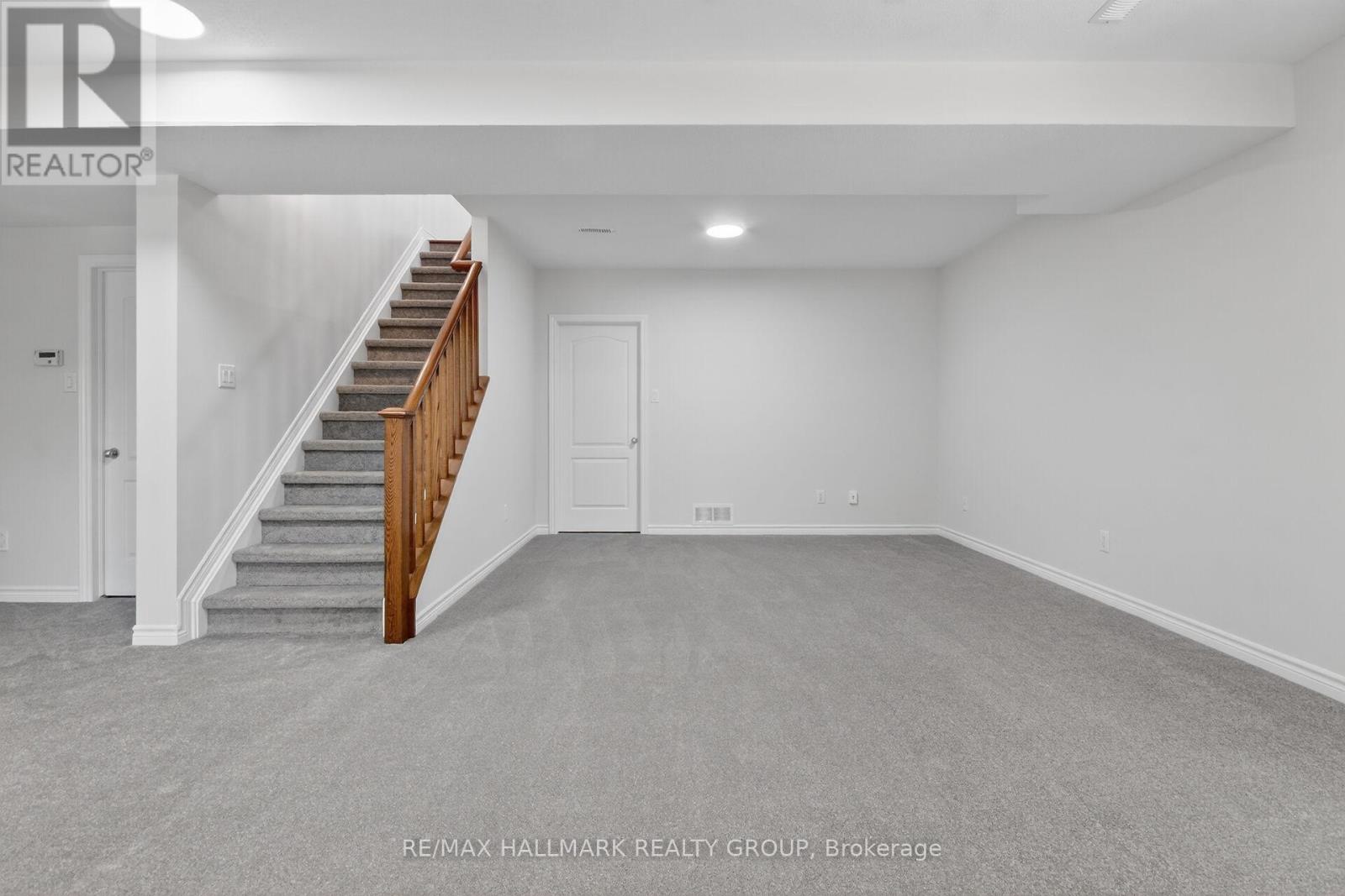335 JACKSON STITT CIRCLE - 44