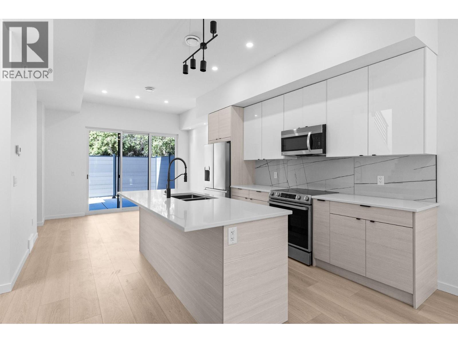 9188 Tronson Road Unit# 6, Vernon