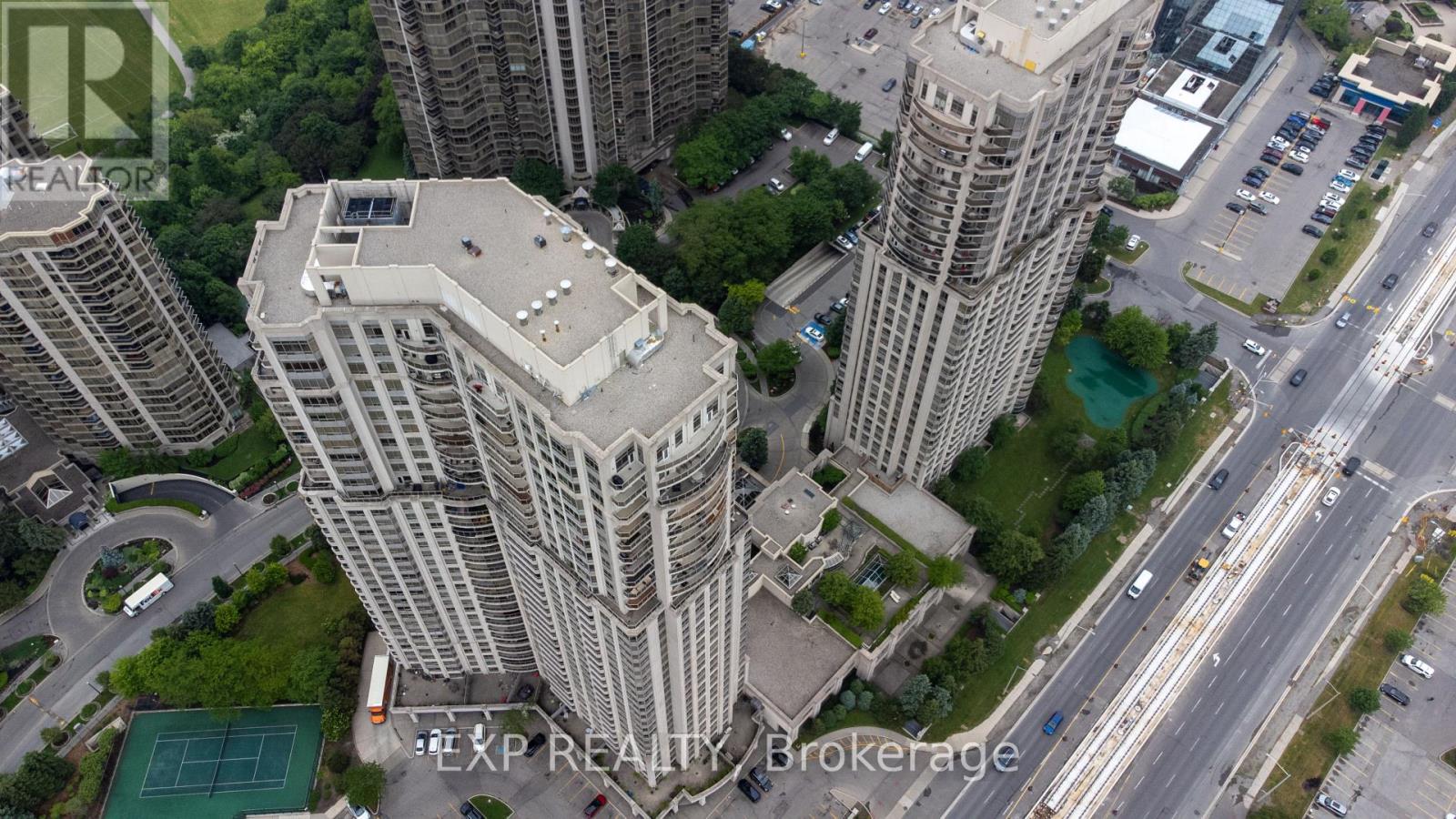 #2709 25 KINGSBRIDGE GARDEN CIRCLE - 14