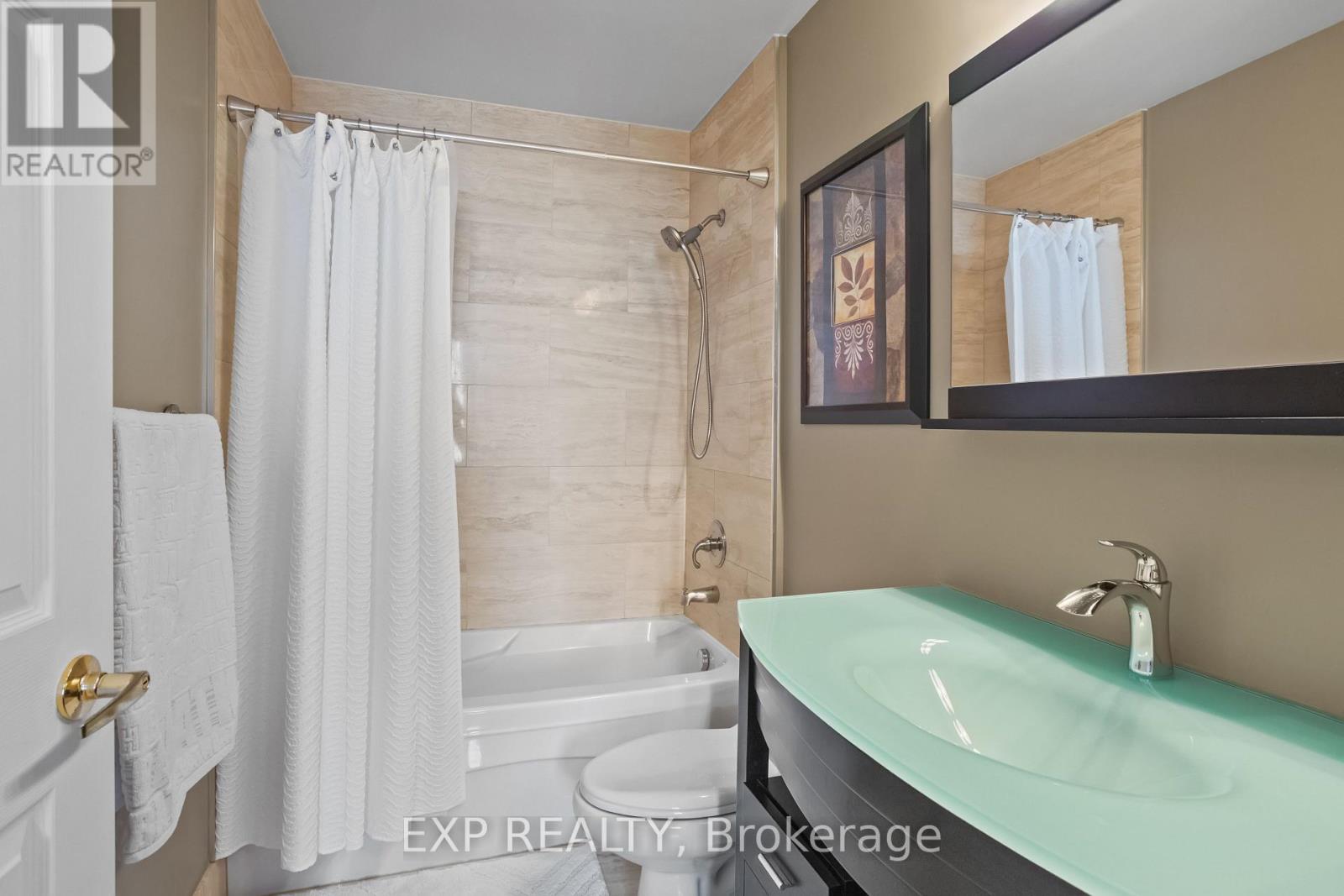 #2709 25 KINGSBRIDGE GARDEN CIRCLE - 27