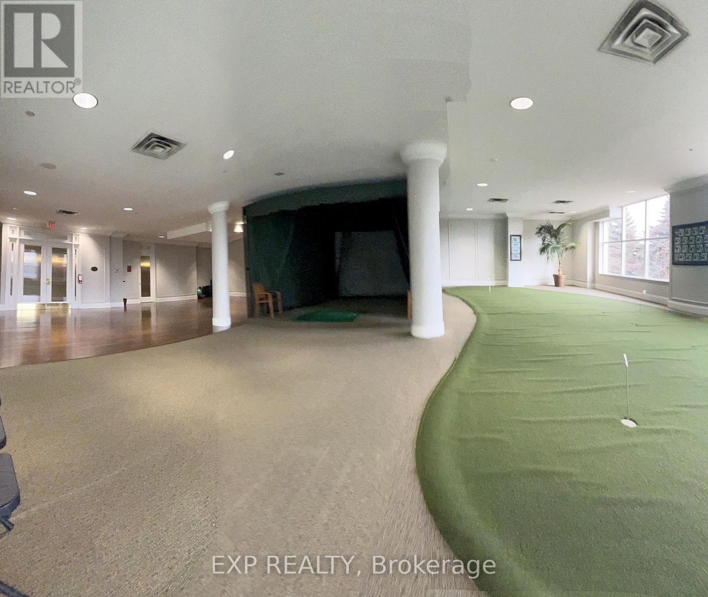 #2709 25 KINGSBRIDGE GARDEN CIRCLE - 33