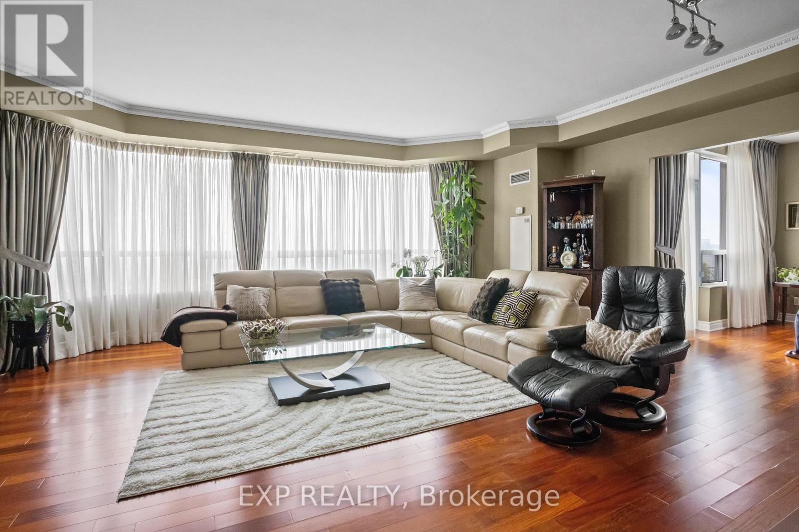 #2709 25 KINGSBRIDGE GARDEN CIRCLE - 7
