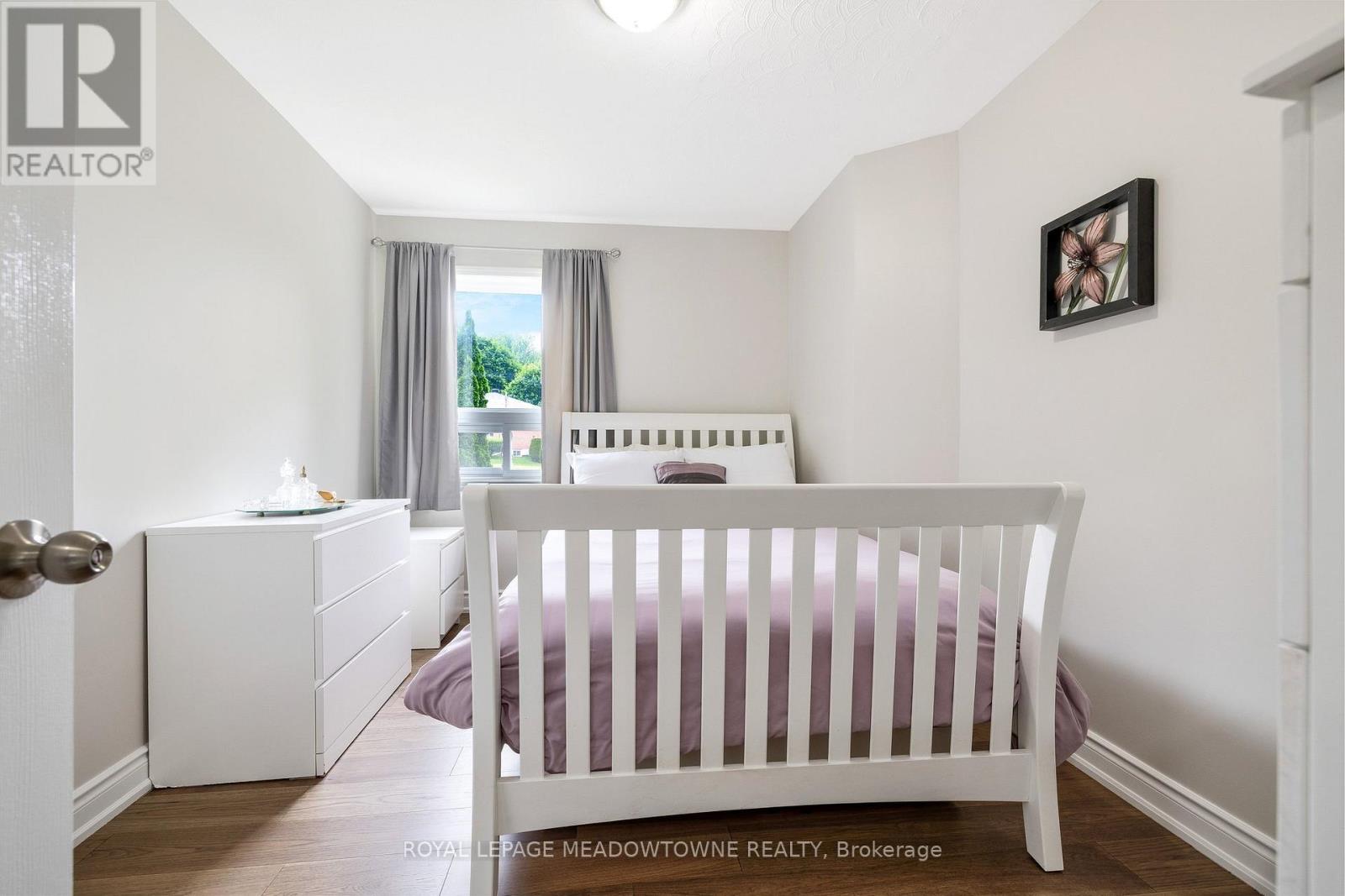 46 HEWSON CRESCENT - 20