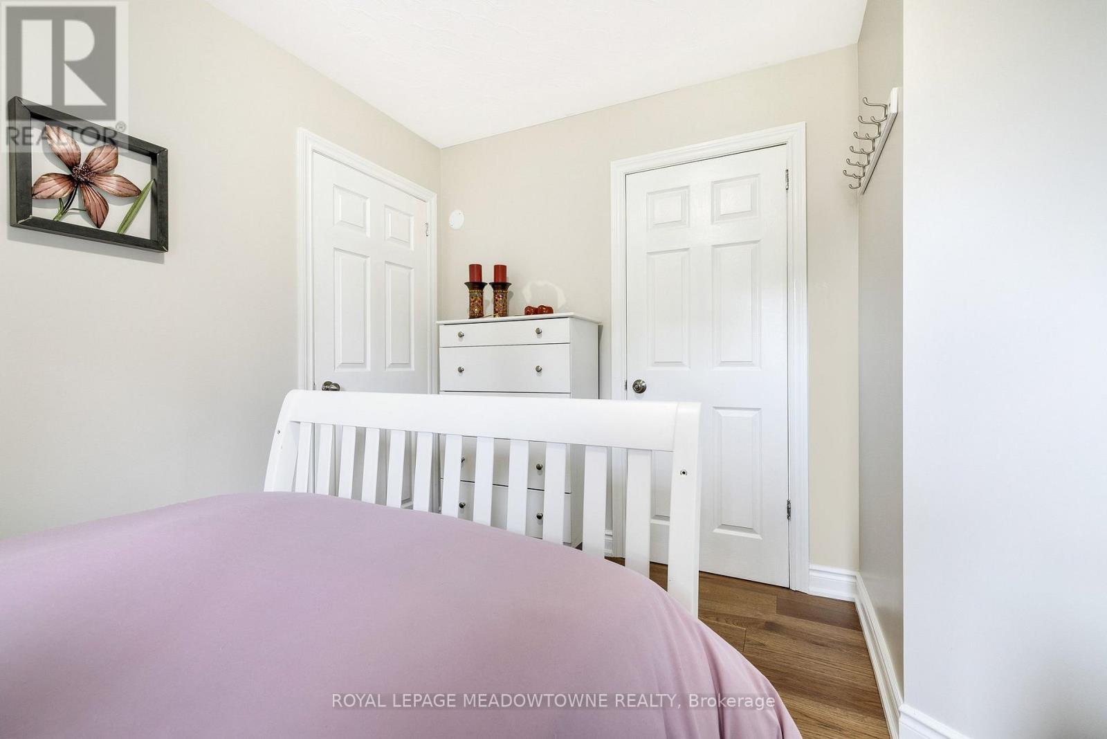 46 HEWSON CRESCENT - 21