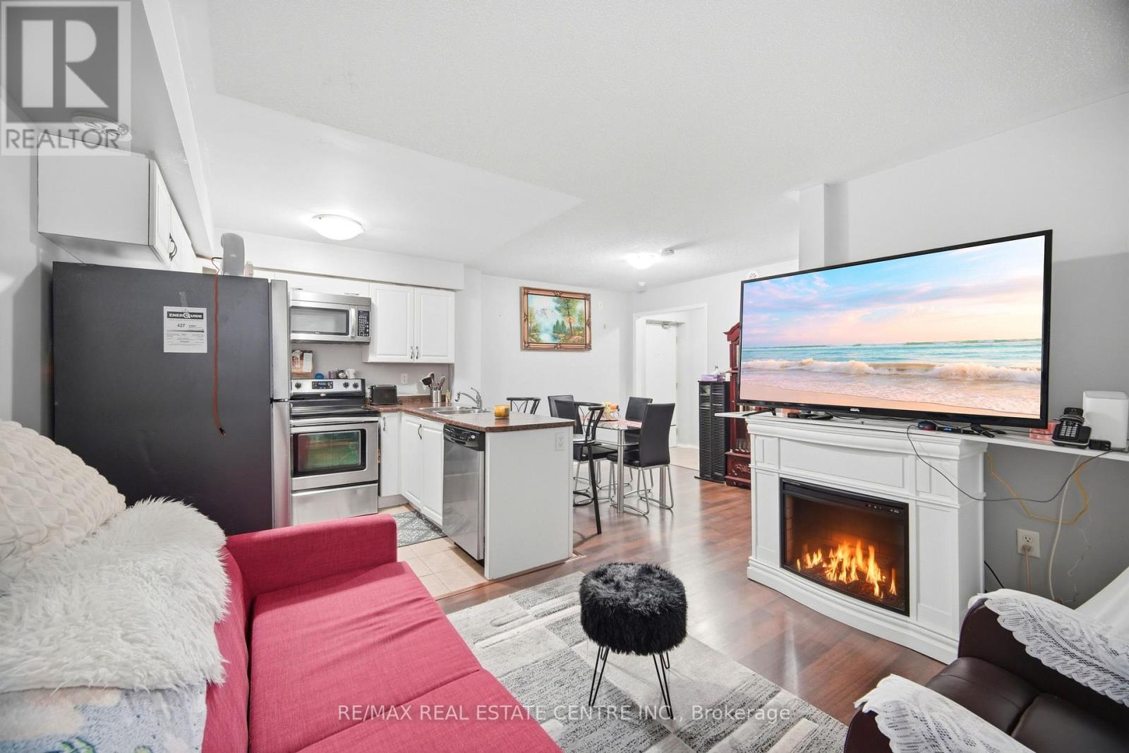 #2 153 ISAAC DEVINS BOULEVARD - 13