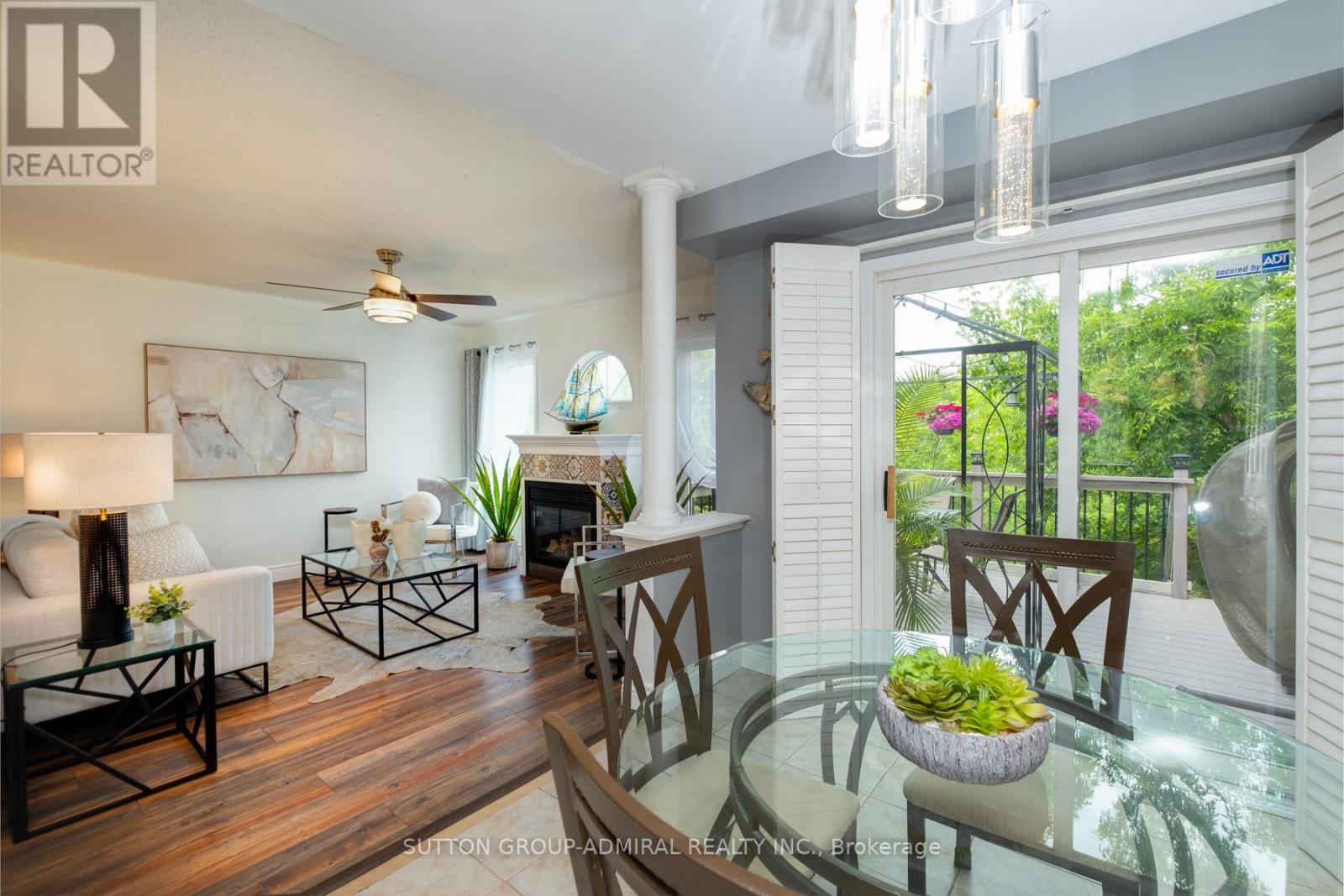 43 CRESTRIDGE DRIVE - 18
