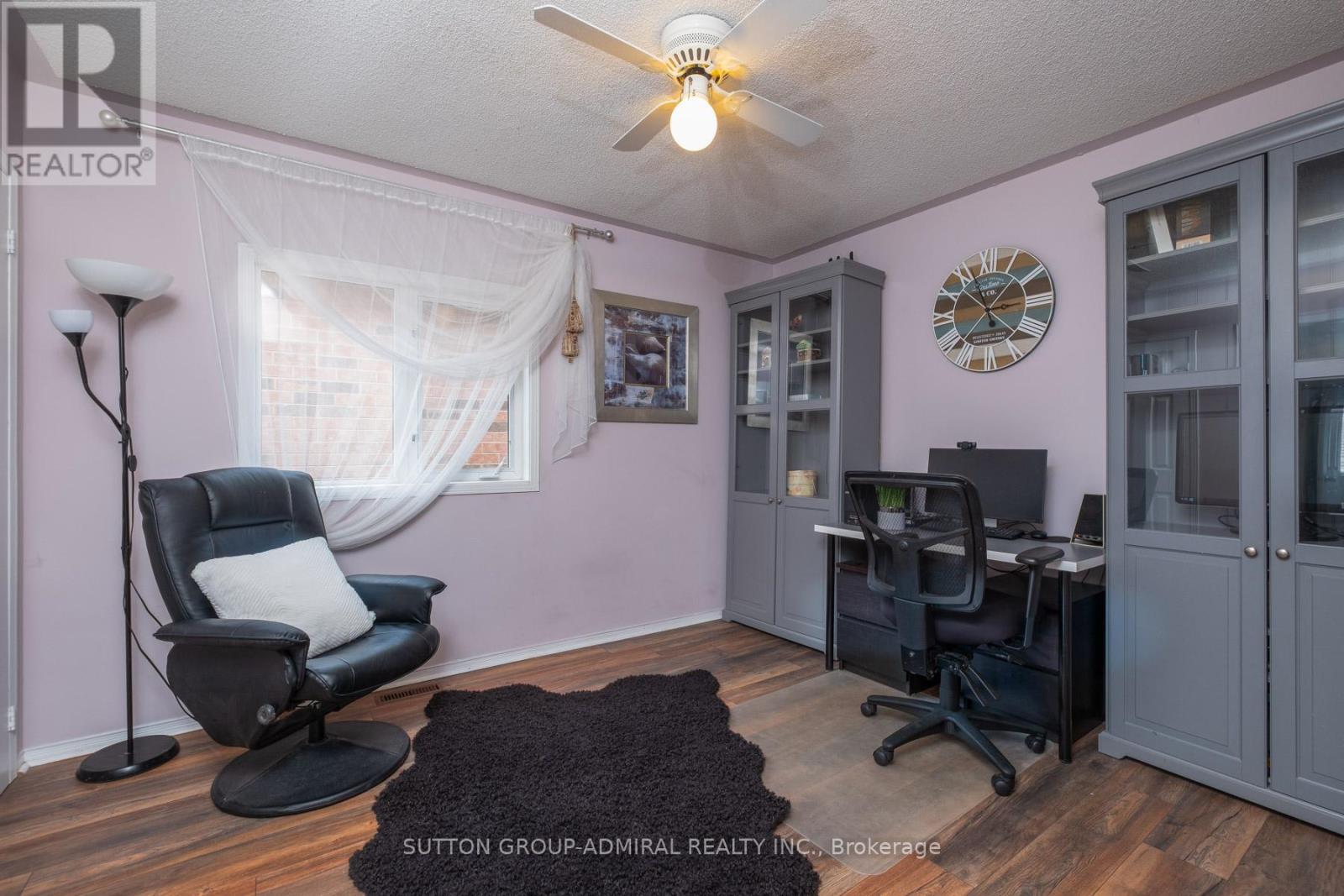43 CRESTRIDGE DRIVE - 23