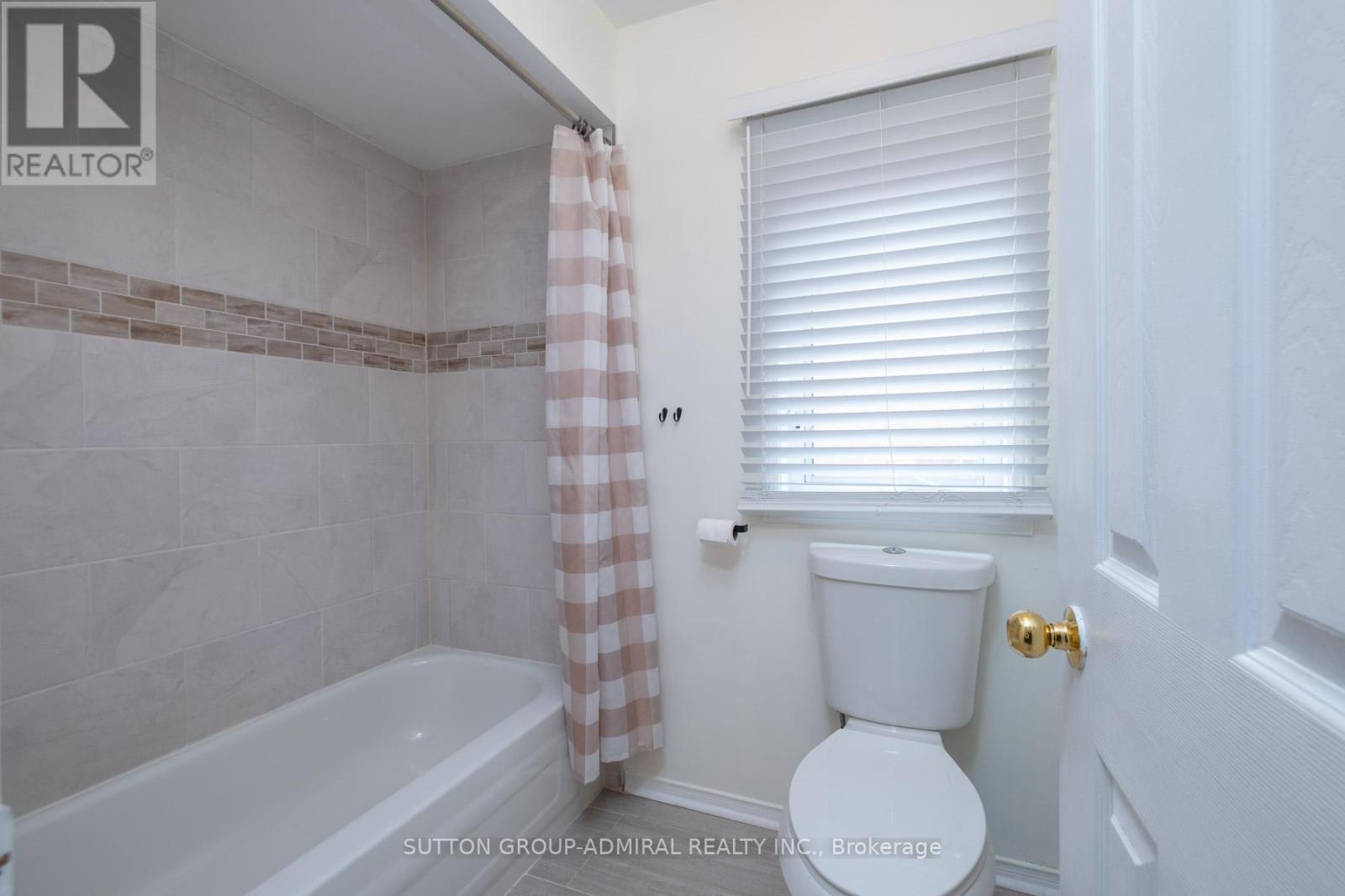 43 CRESTRIDGE DRIVE - 25