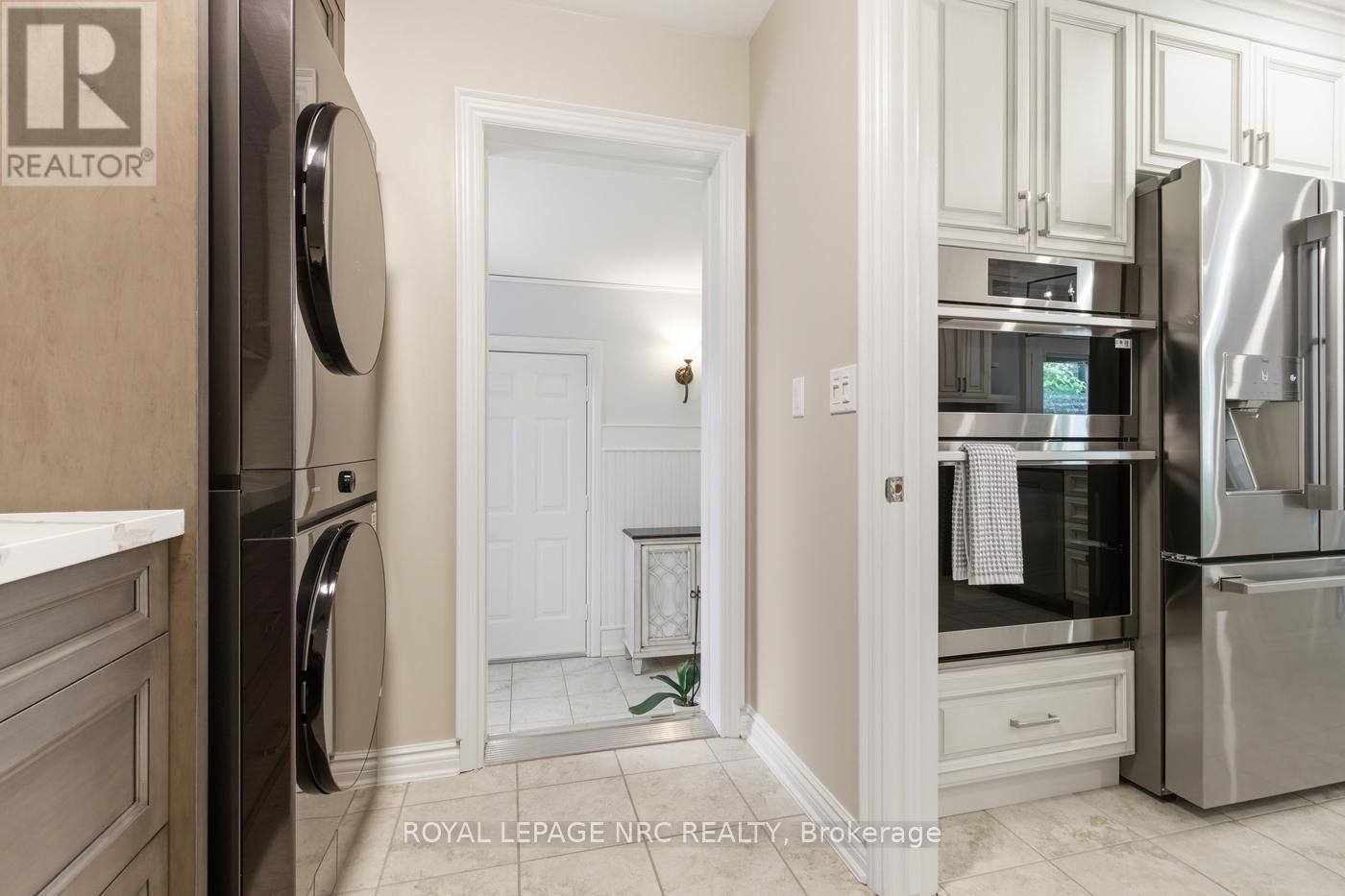 15 BRIGANTINE COURT - Image 31