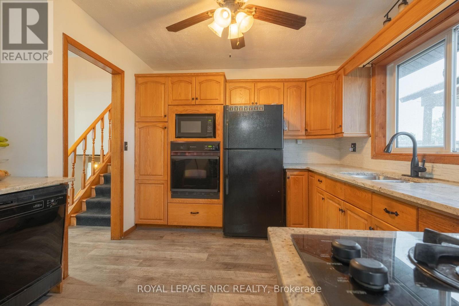 8010 SILVER STREET - 16