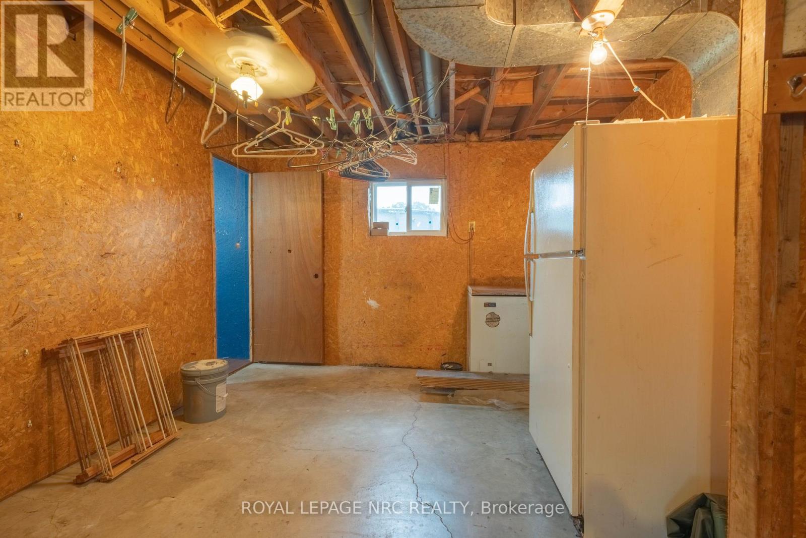 8010 SILVER STREET - 17