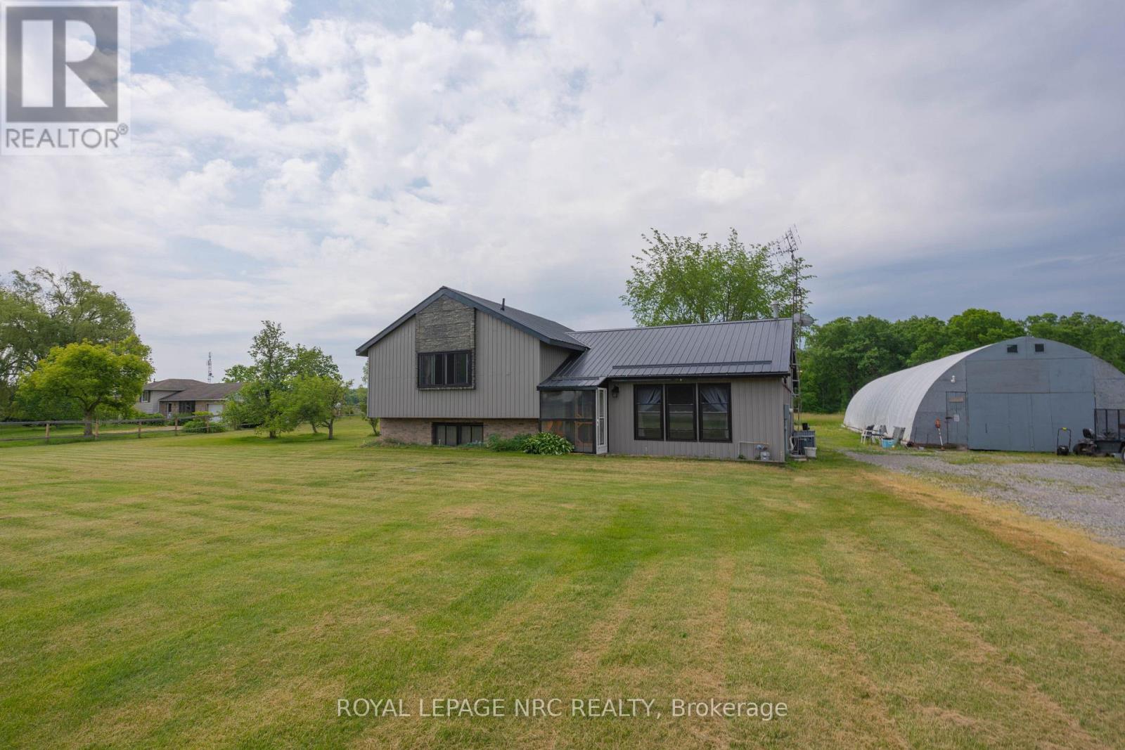 8010 SILVER STREET - 3