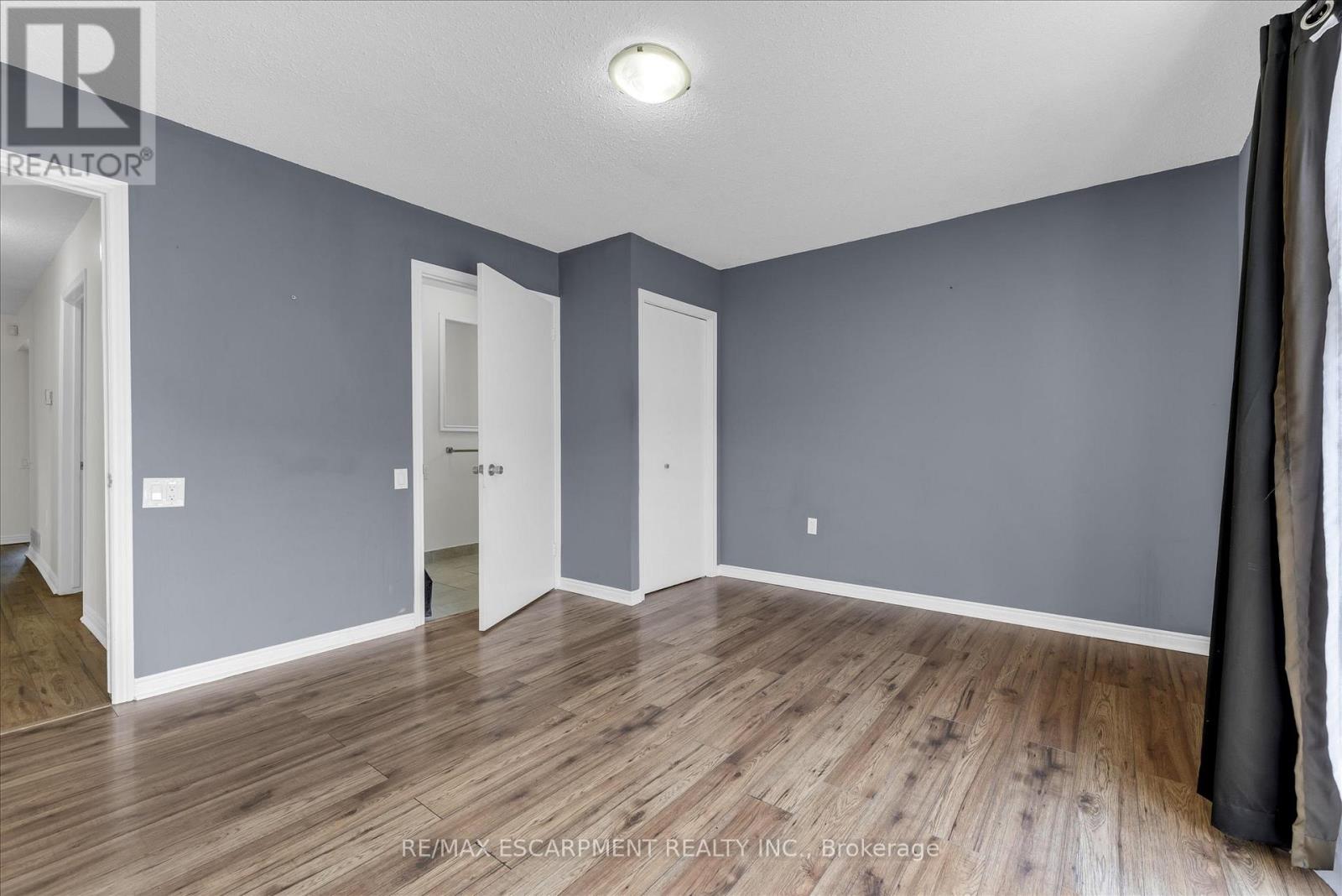 261 LIMERIDGE ROAD W - 14