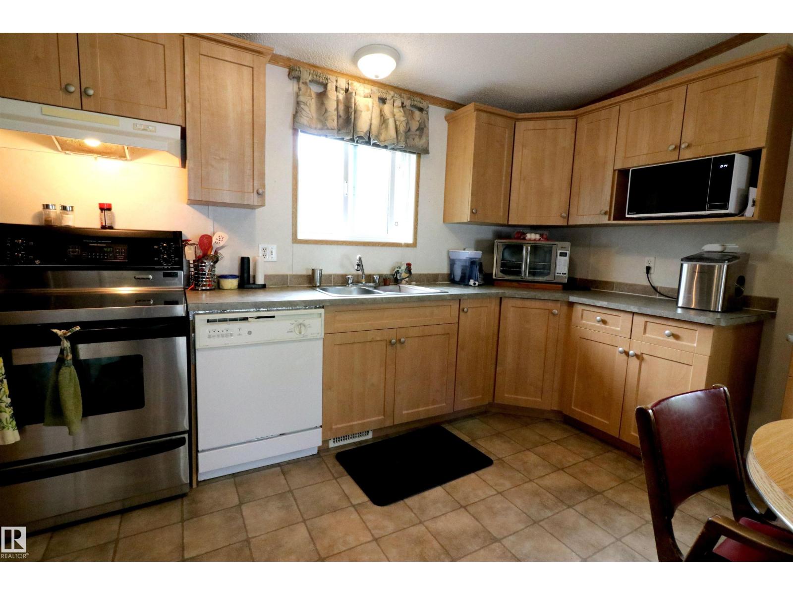 57318 Rge Rd 25 - 6