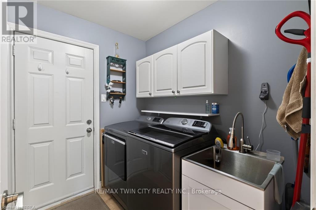 3-bedroom home for sale at 62 VARLEY CRESCENT, Brantford ON · photo 29 of 50