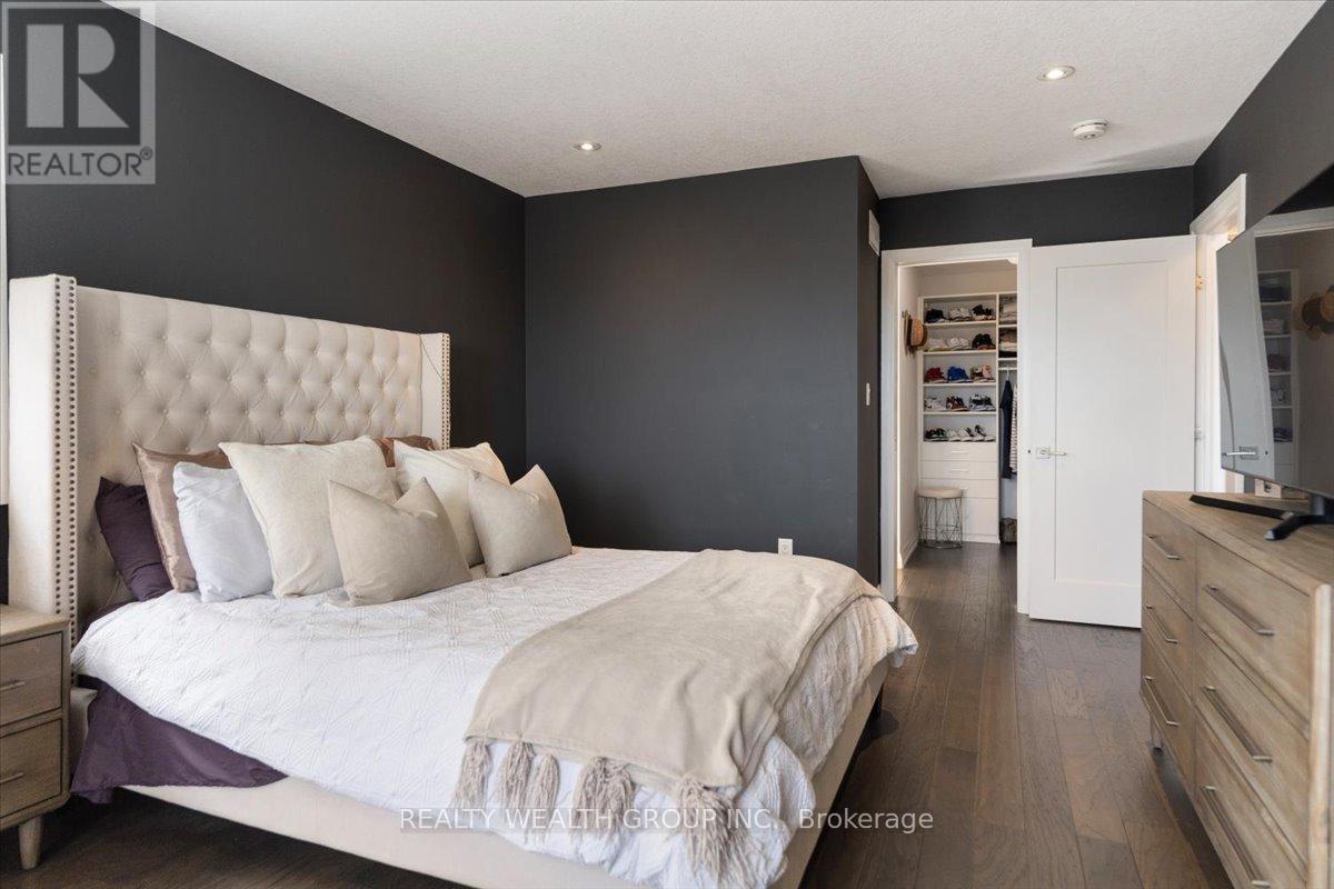 #23 35 MIDHURST HEIGHTS - 20