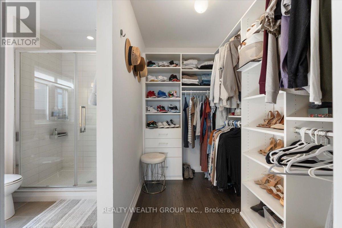#23 35 MIDHURST HEIGHTS - 22