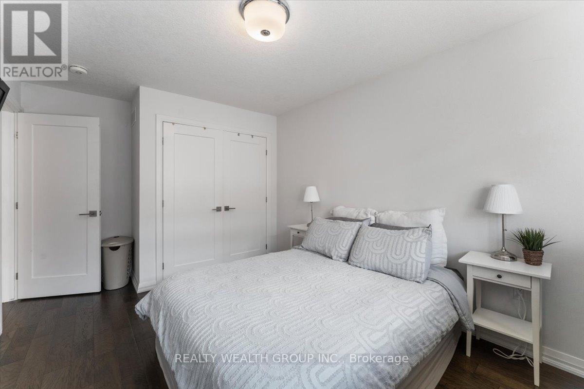 #23 35 MIDHURST HEIGHTS - 28