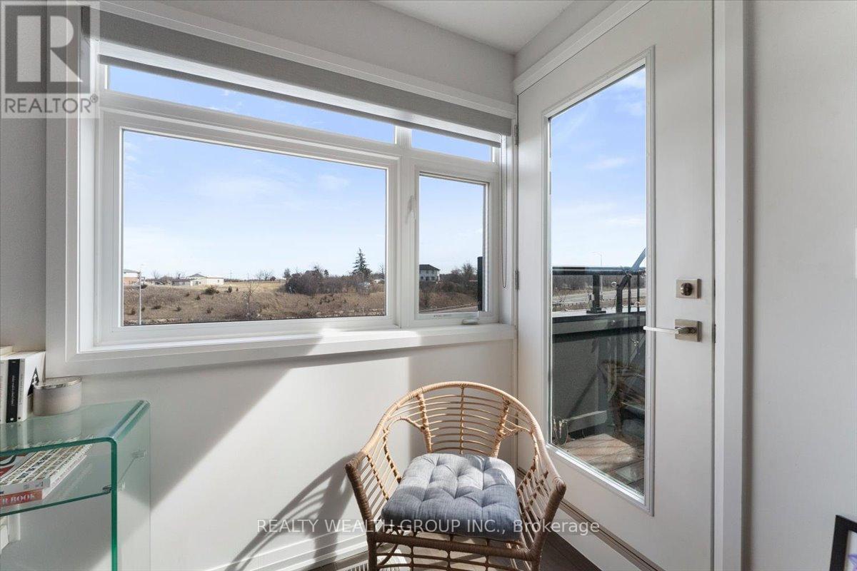 #23 35 MIDHURST HEIGHTS - 29