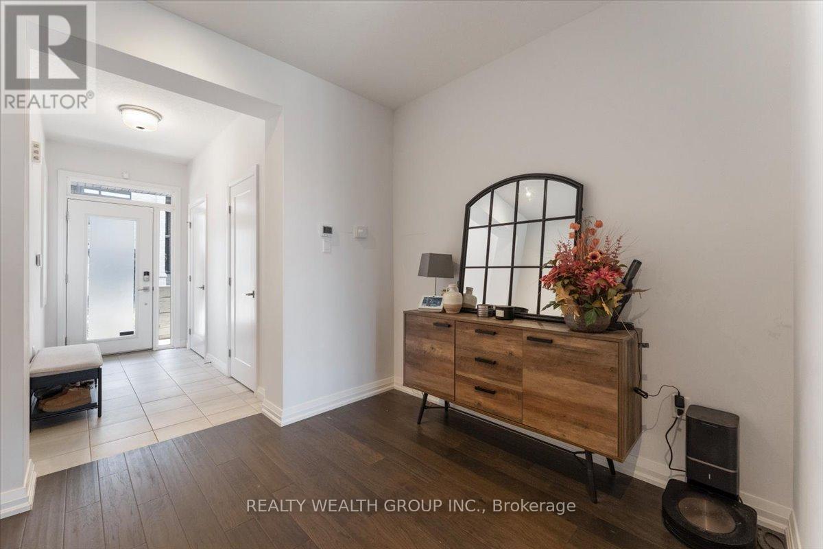 #23 35 MIDHURST HEIGHTS - 5