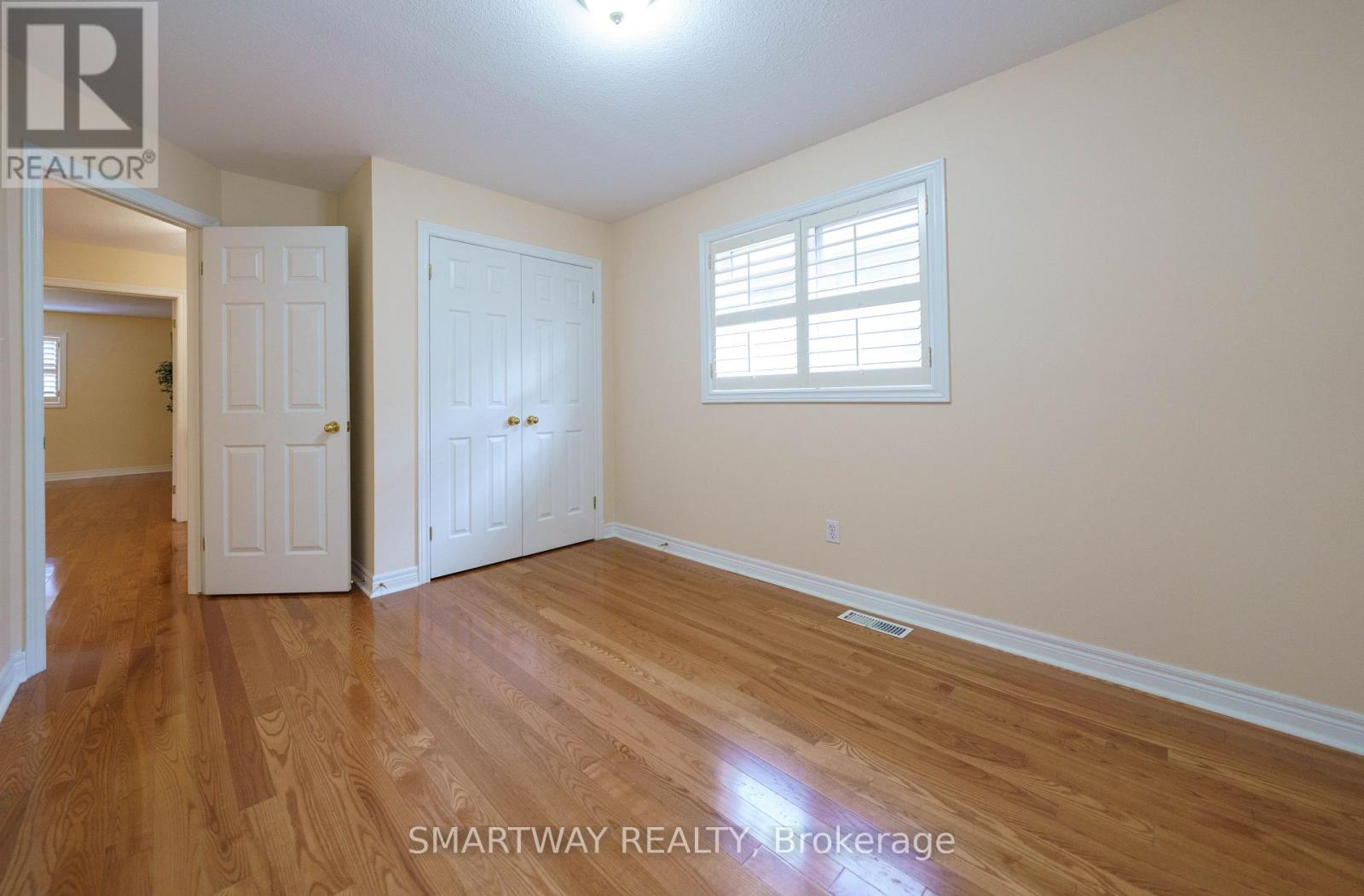 42 PEACHWOOD CRESCENT - 35