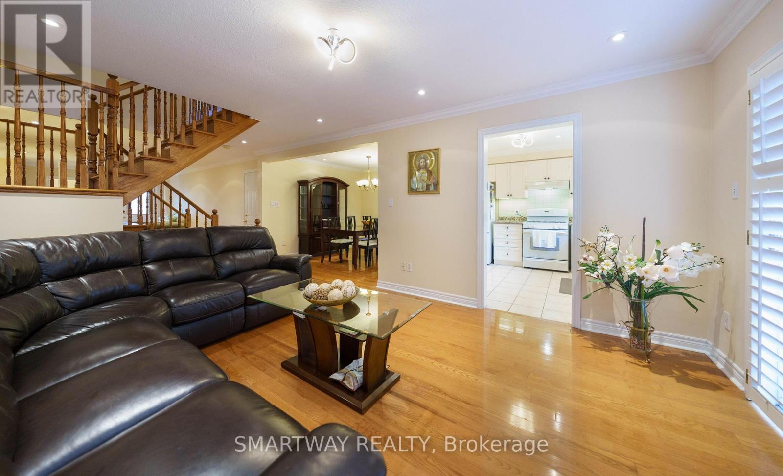 42 PEACHWOOD CRESCENT - 23