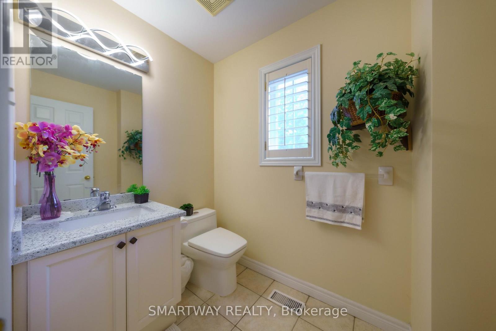 42 PEACHWOOD CRESCENT - 24
