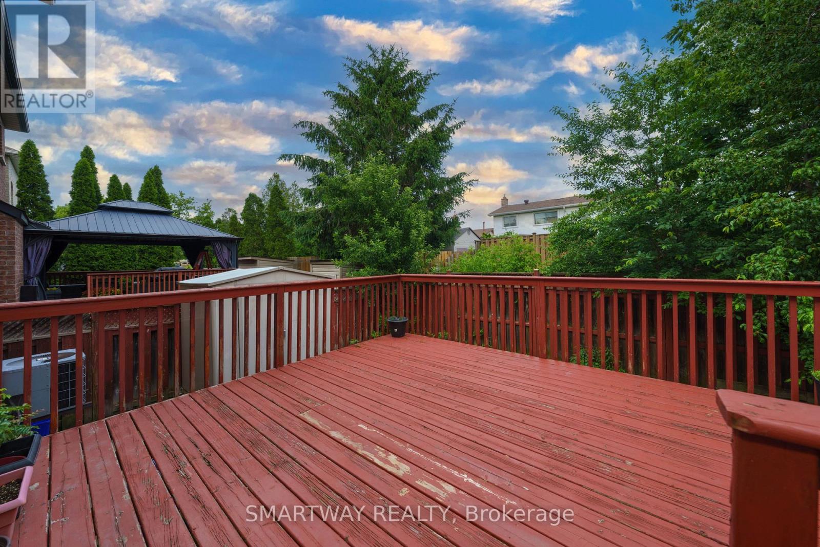 42 PEACHWOOD CRESCENT - 48
