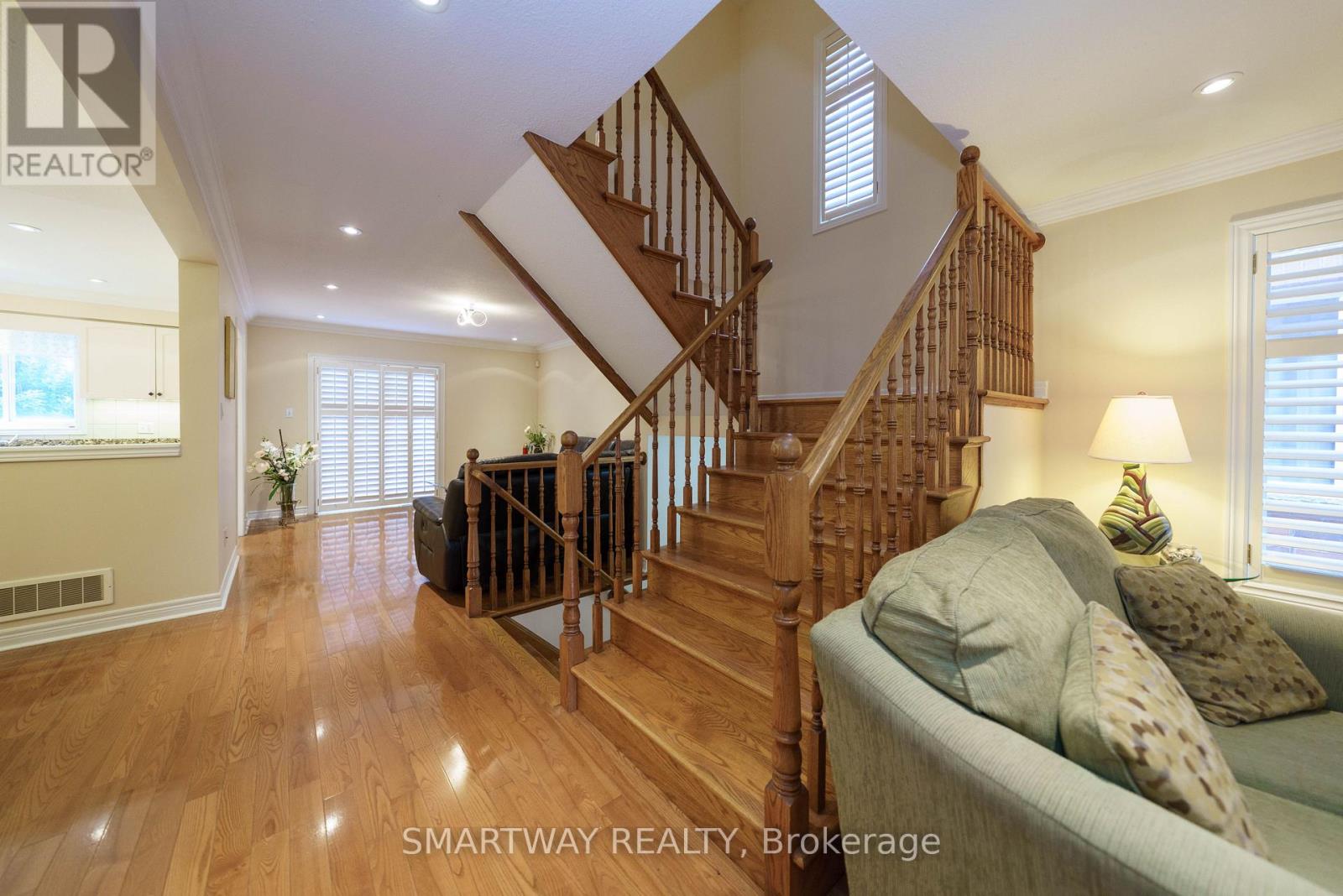 42 PEACHWOOD CRESCENT - 11
