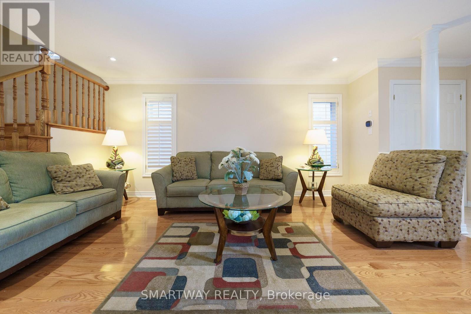 42 PEACHWOOD CRESCENT - 8