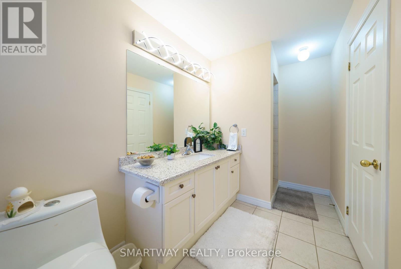 42 PEACHWOOD CRESCENT - 30