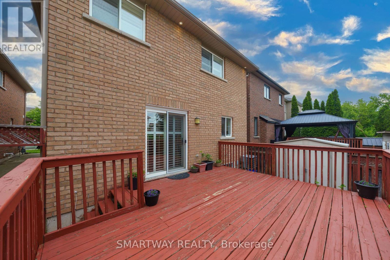 42 PEACHWOOD CRESCENT - 47