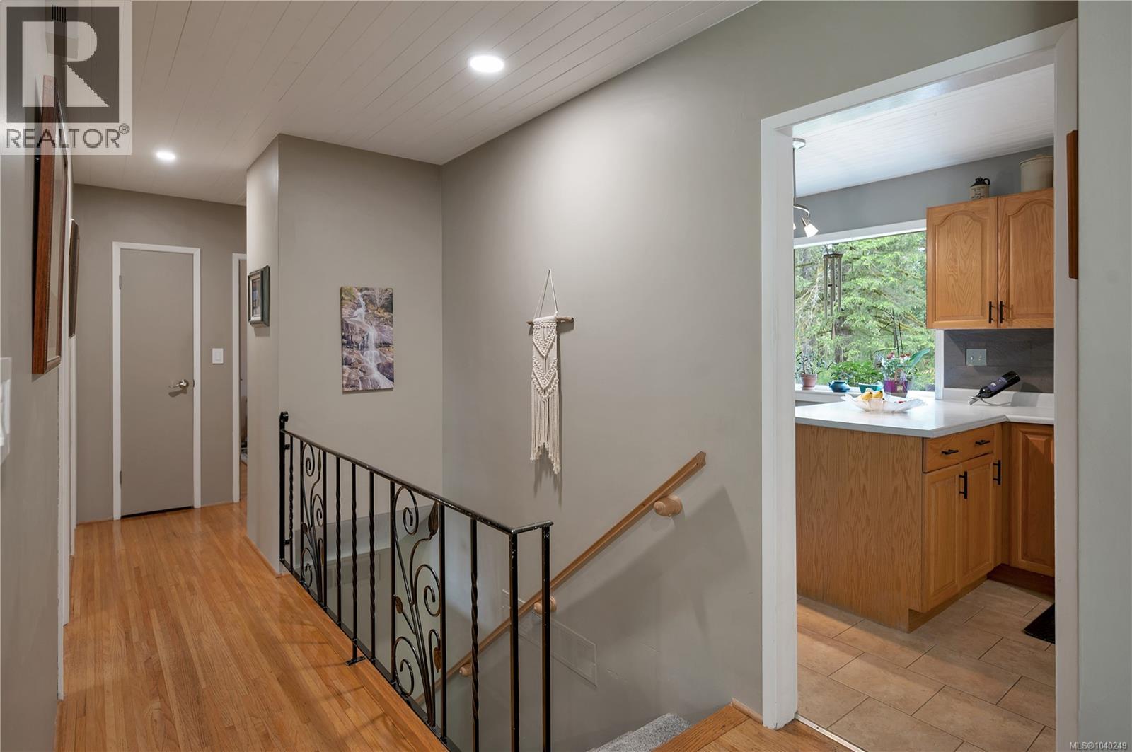 4040 York Rd - 5