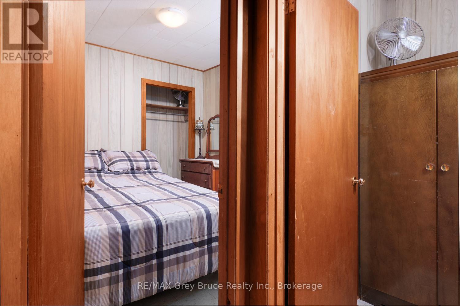11 ELDRIDGE AVENUE - 19