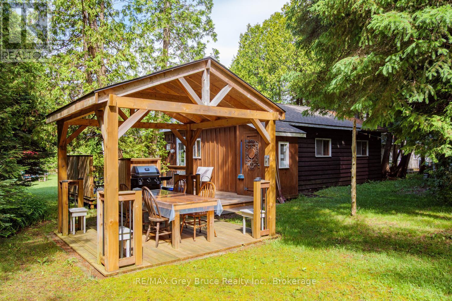 11 ELDRIDGE AVENUE - 5