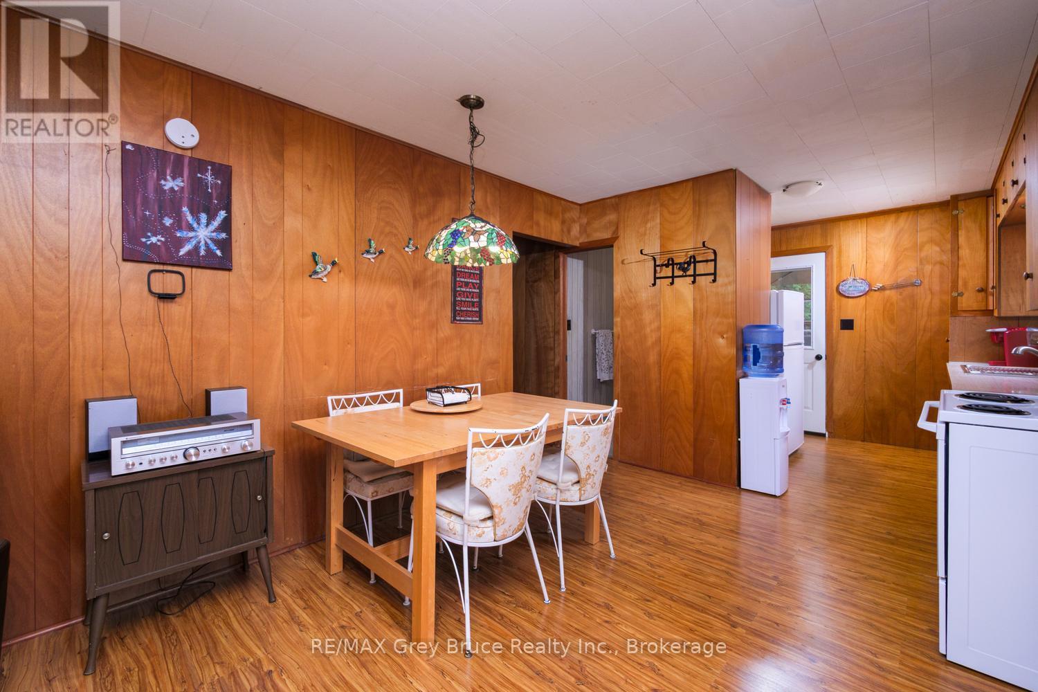 11 ELDRIDGE AVENUE - 9