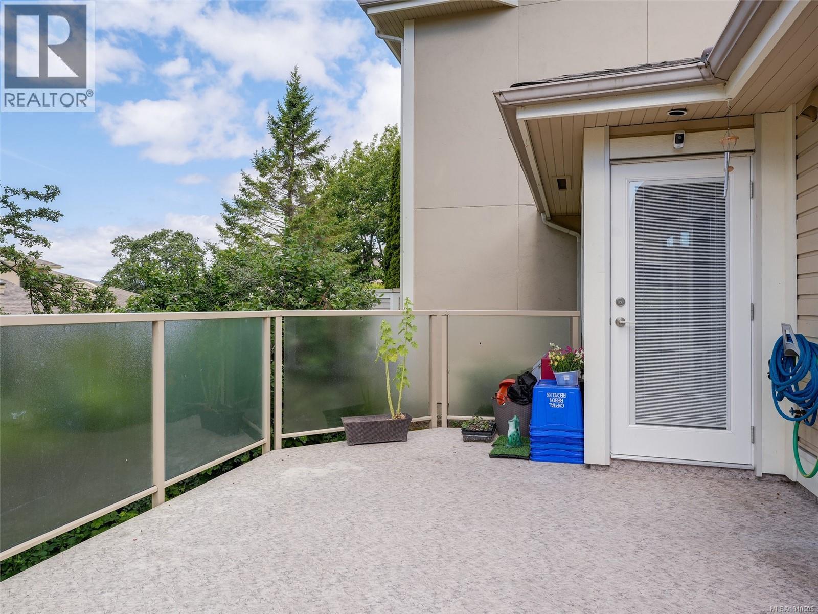 35 909 Admirals Road, Esquimalt