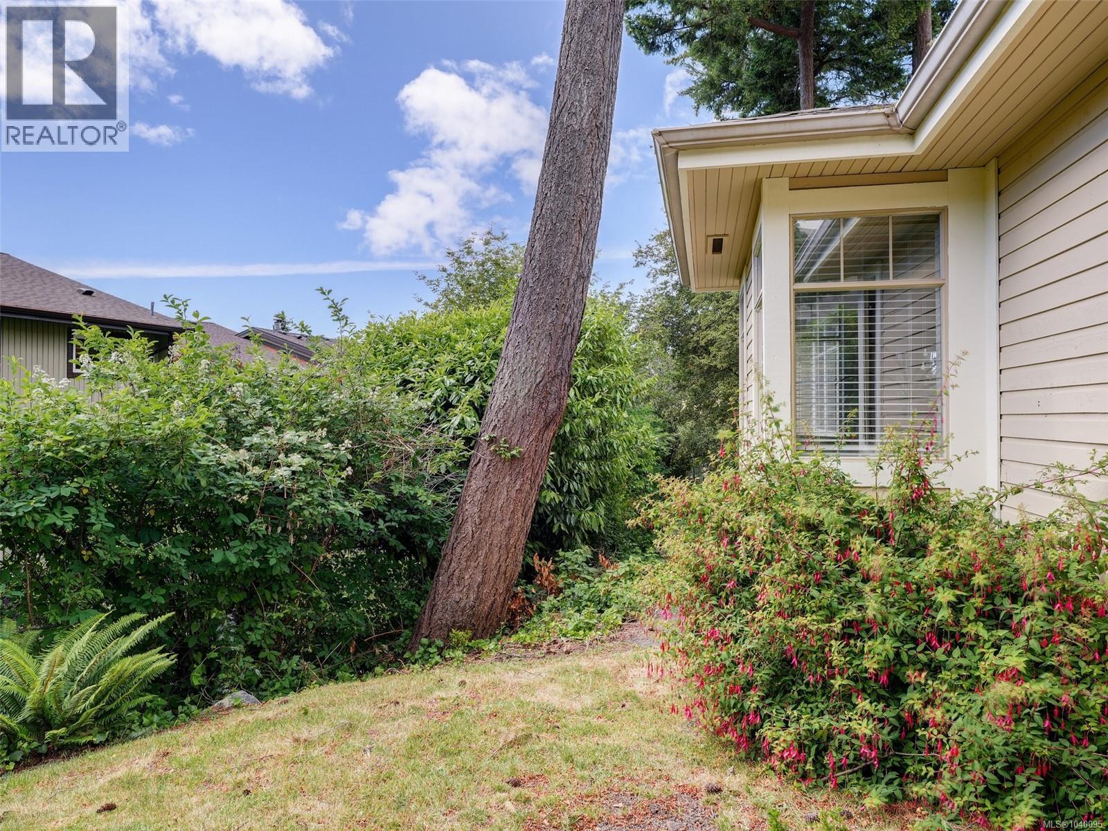35 909 Admirals Road, Esquimalt