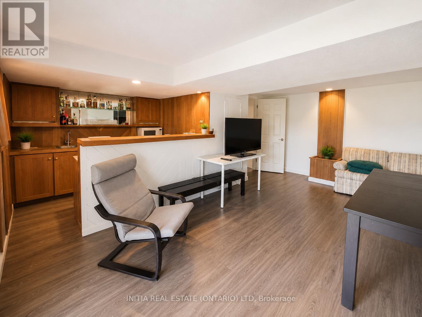 176 CHEPSTOW CLOSE - 3