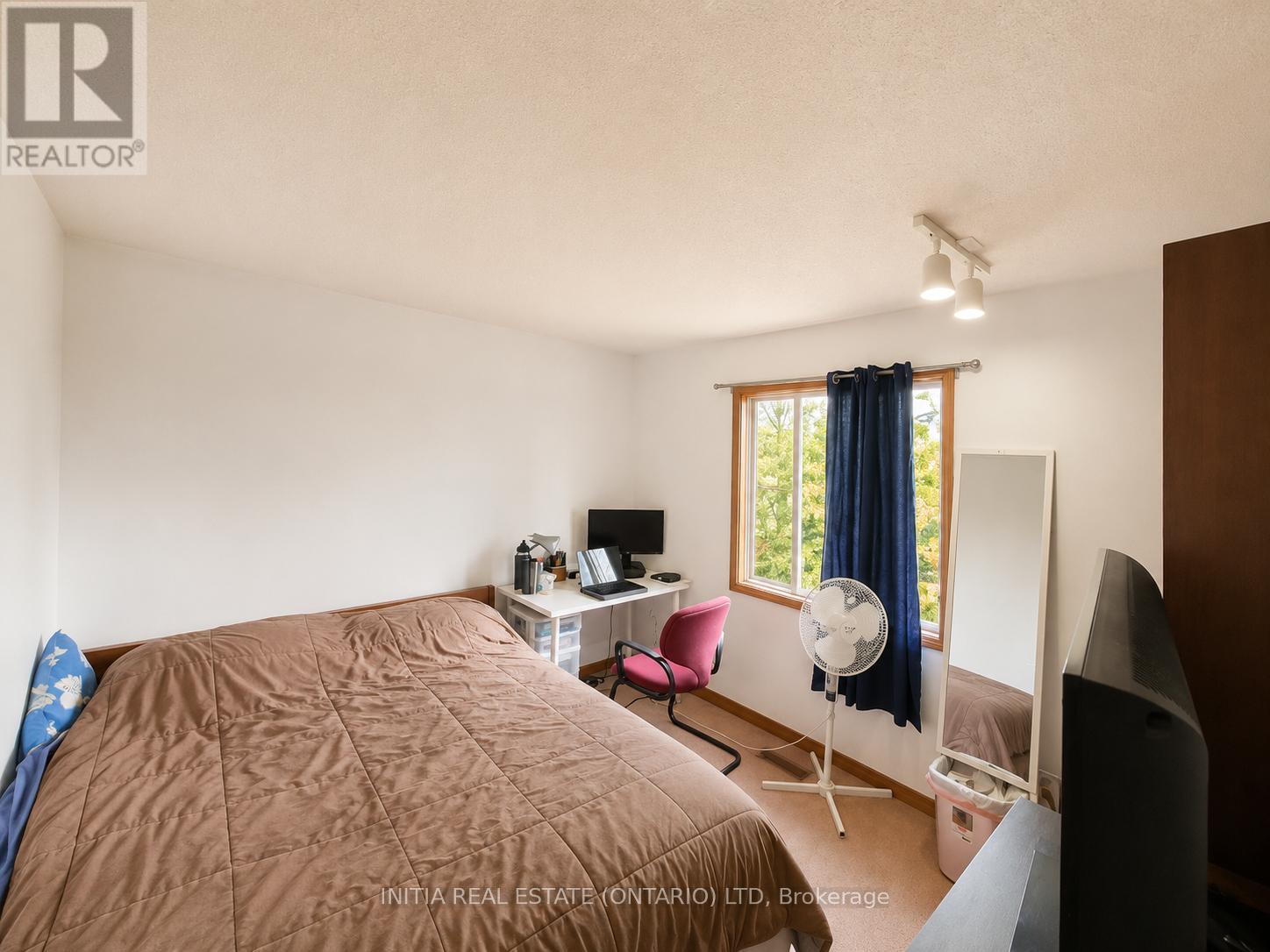 176 CHEPSTOW CLOSE - 6