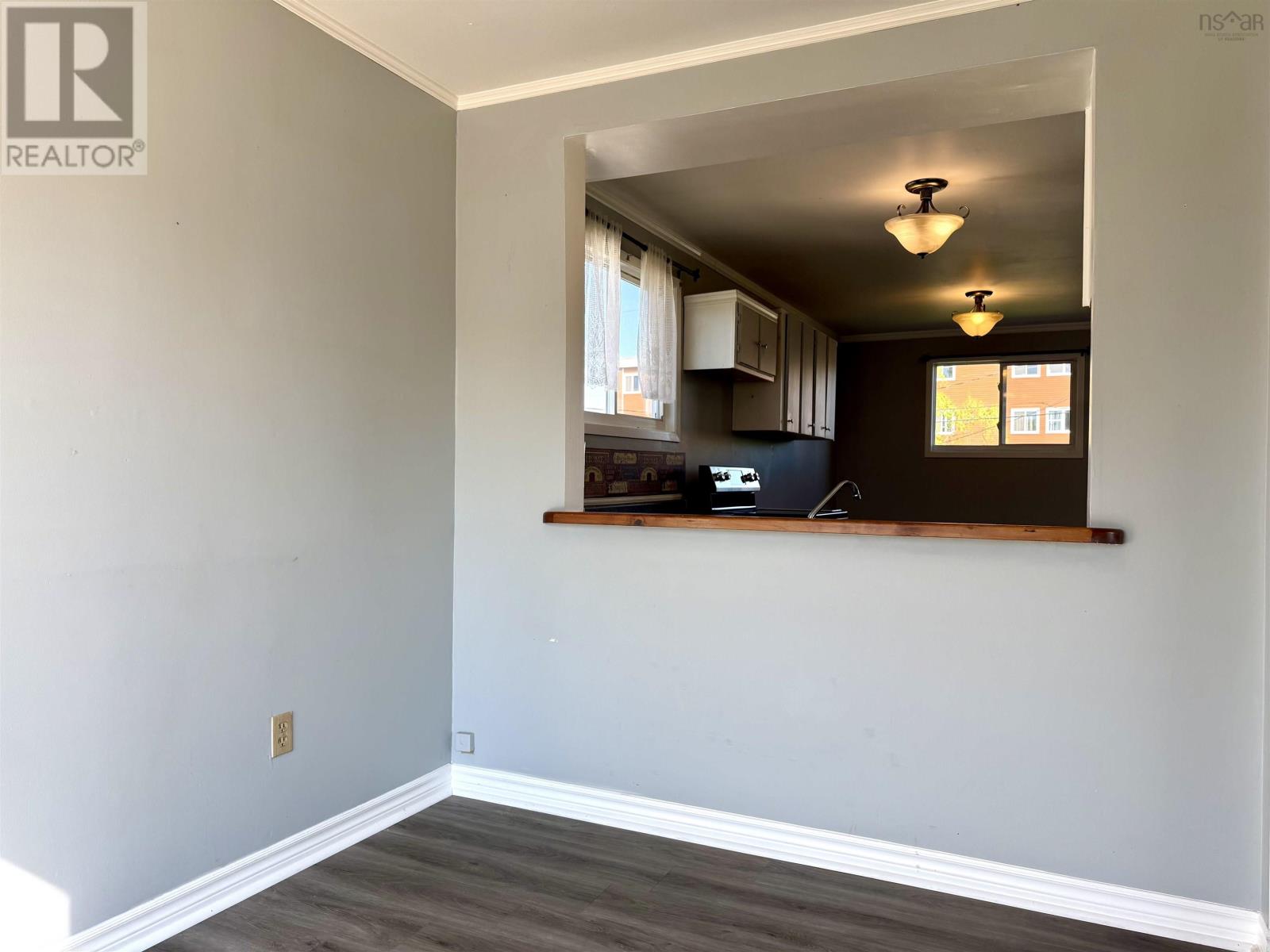20 Dickey Street - 24
