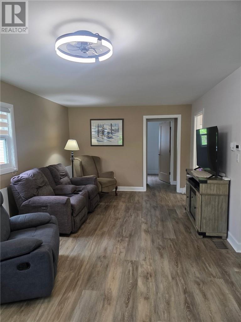 307 Deschene - 8