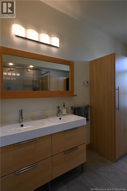 287 rue de l'ile Street - 15