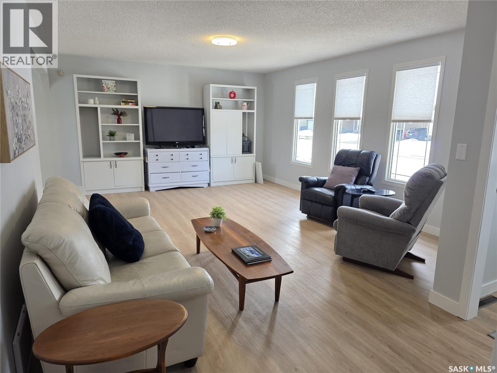 403 Thomson STREET - 2